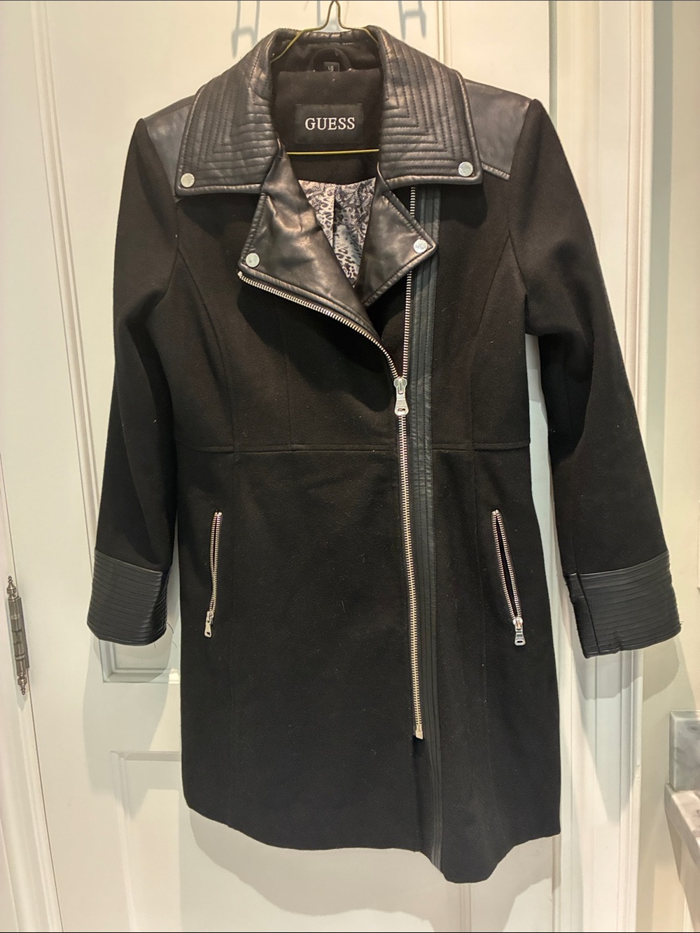GUESS Black Wool Blend Faux Leather Trim Asymmetrical Zip Coat Size L ⭐️